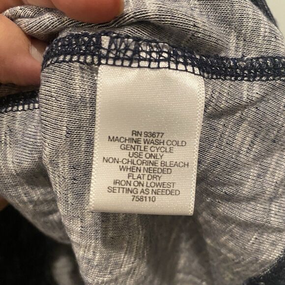 Bundle of Two Tops Women’s XL White Blue‎ Liz Claiborne Casual Capsule Classics - Picture 10 of 15